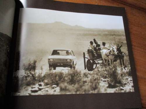 KAROO - PASTORAAL. Fotografiese Essay TOM BURGERS