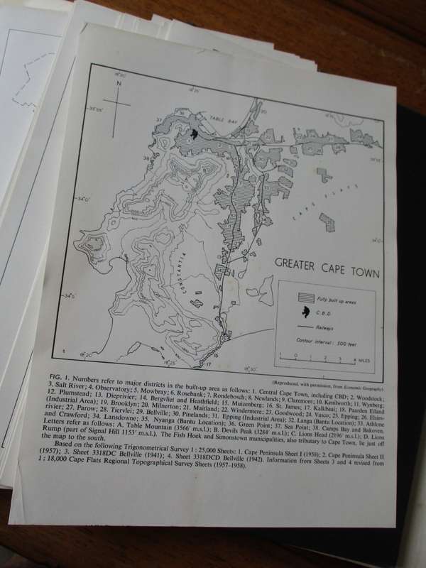 LAND USE IN CENTRAL CAPE TOWN A Study in Urban Geography D. HYWEL DAVIES