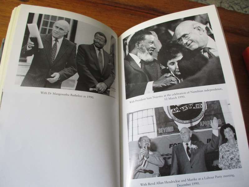 SIGNED. FW DE KLERK THE AUTOBIOGRAPHY  THE LAST TREK A NEW BEGINNING