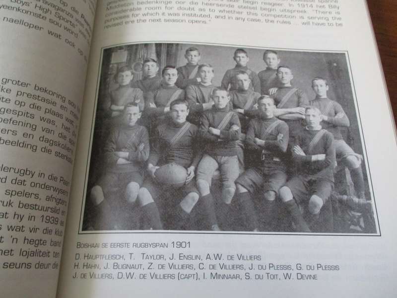 IN DIE PAARL GROEI `N BOOM  Tom Engela  Hoër Jongenskool Paarl 1868-1989