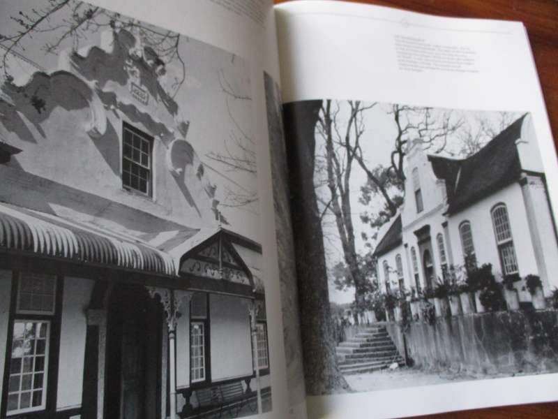 A CAPE CAMERA  The Architectural Beauty of the old Cape  Arthur Elliott and Hans Fransen