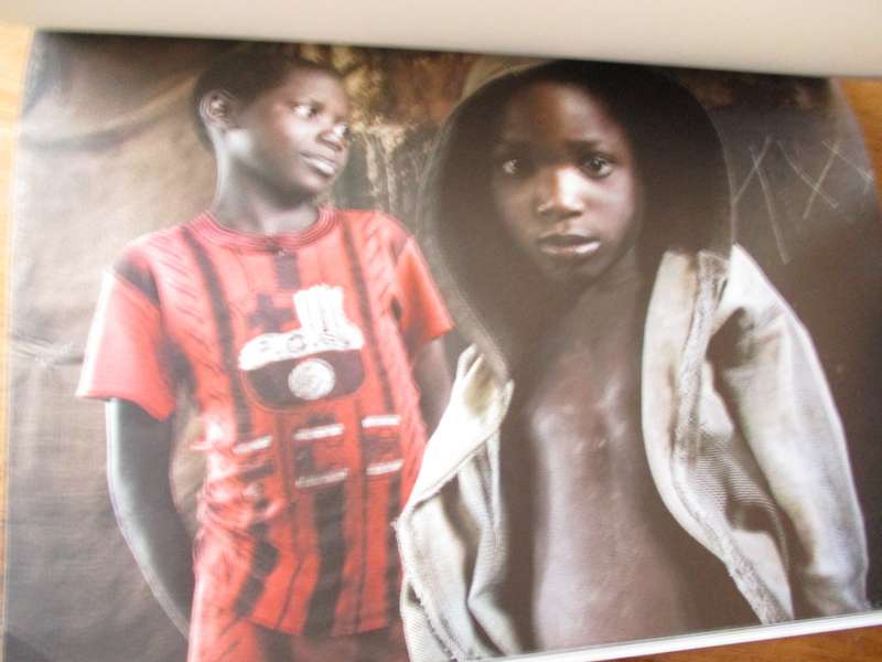 Guy Tillim DAIMLER CHRYSLER AWARD FOR SOUTH AFRICAN PHOTOGRAPHY - 2004