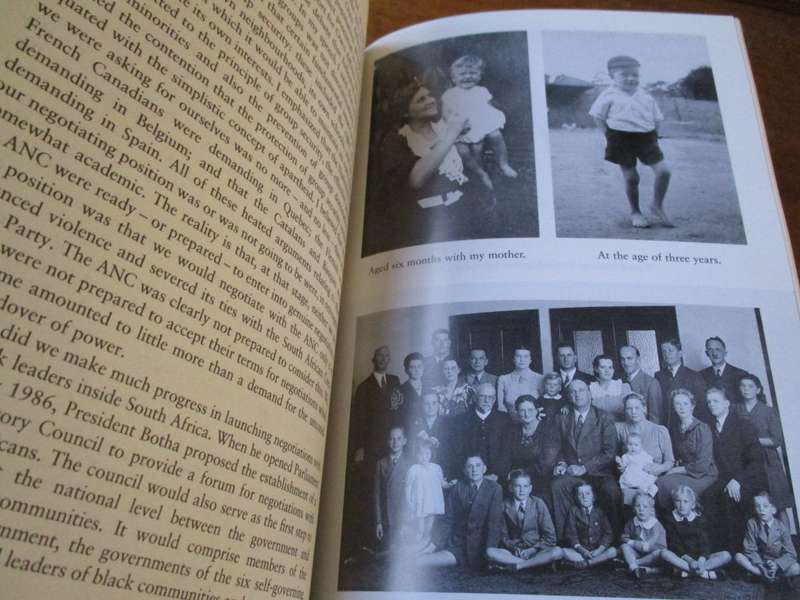 SIGNED. FW DE KLERK THE AUTOBIOGRAPHY  THE LAST TREK A NEW BEGINNING
