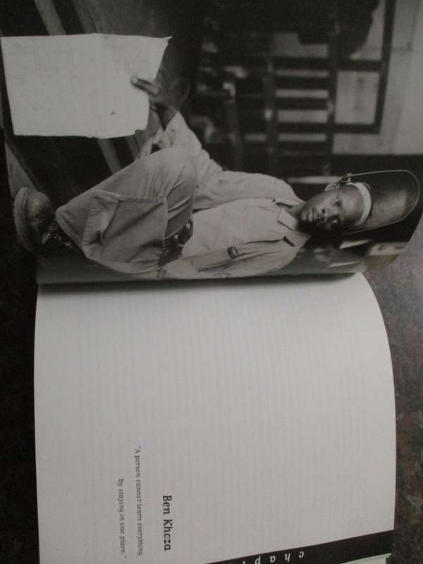SIGNED. Heroes of the struggle Ian Hetherington  Photography by Guy Stubbs