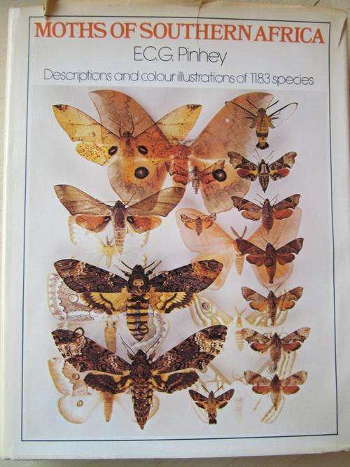 MOTHS OF SOUTHERN AFRICA. E.C.G. Pinhey. Descriptions and colour illustrations of 1183 species