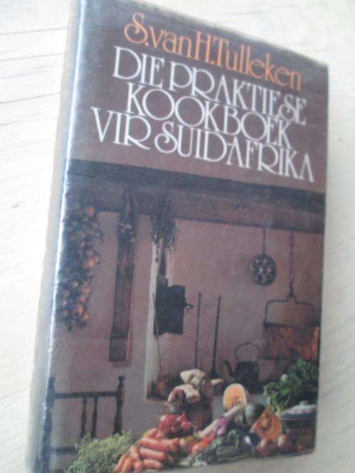 Die Praktiese Kookboek vir Suid-Afrika. S VAN H TULLEKEN. Geteken deur Marthinus Versfeld