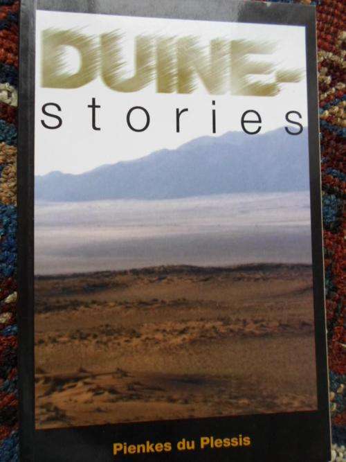 DUINESTORIES - Pienkes du Plessis. Jagstories