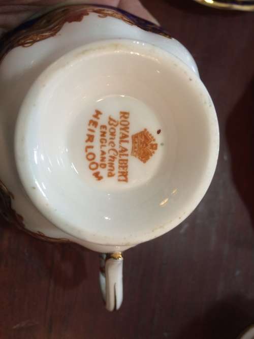 ROYAL ALBERT 'HEIRLOOM' CREAMER