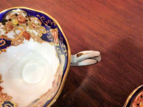 ROYAL ALBERT 'HEIRLOOM' TRIO