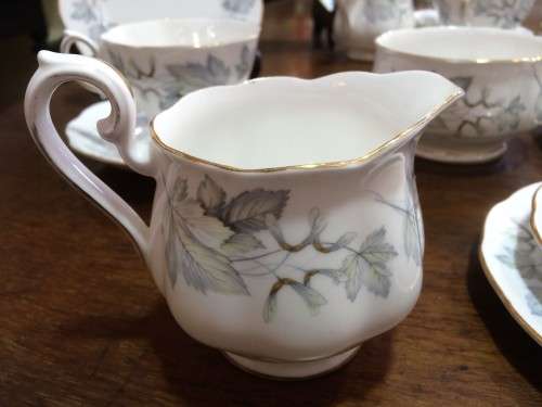ROYAL ALBERT 'SILVER MAPLE' TEA SET