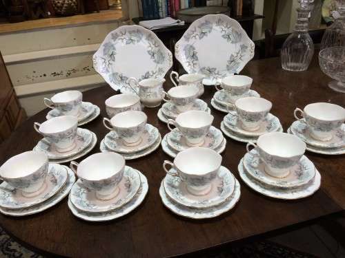 ROYAL ALBERT 'SILVER MAPLE' TEA SET