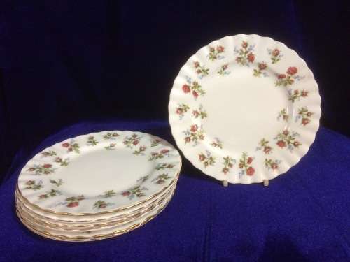 SET OF 7 ROYAL ALBERT 'WINSOME' CAKE PLATES