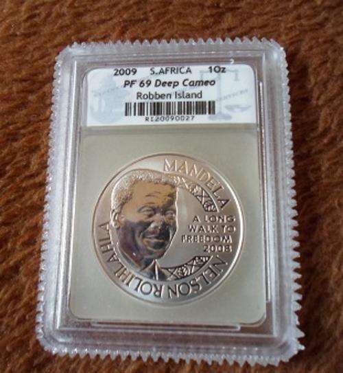 Deep Cameo Proof 69 Robben Island  Sterling Silver 1 oz  . No other Mandela  Deep Cameo on Bob