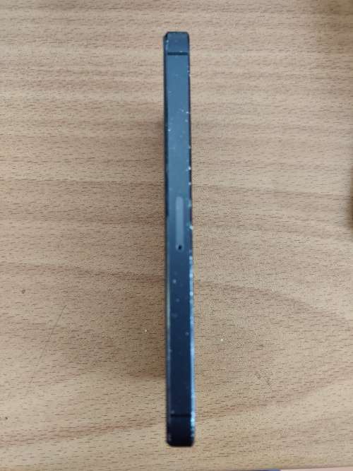 Apple Iphone 5 in Good Condition