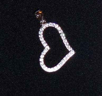 SPARKLING Silver Plated Heart Pendant - High Quality