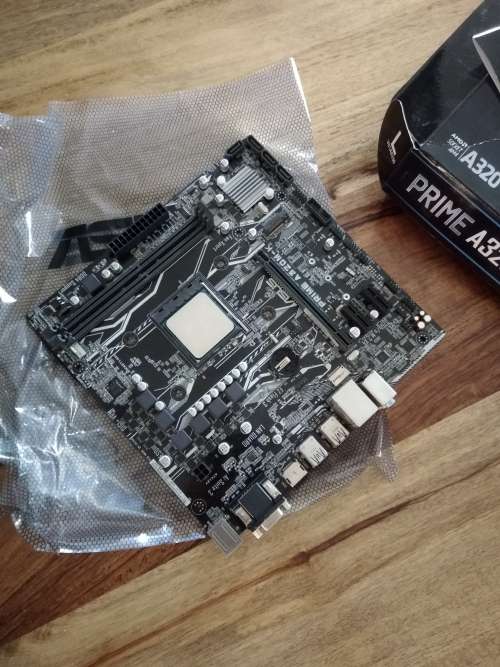 ****COMBO*** AMD Ryzen 5 1600X  3.6GHz (4.0GHz Turbo)  + ASUS Mobo + stock cooler