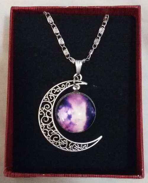 Crescent Moon Pendant Necklace Chain