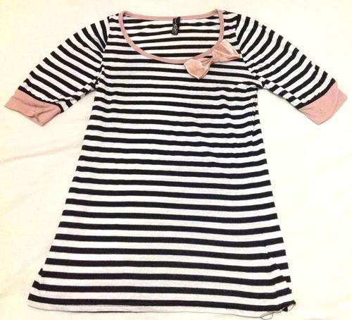 Sale Ladies White and Black Striped Top Size Small