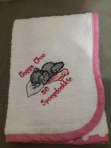 Personalized Burp Cloths, choose your theme and the quantity