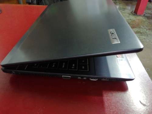 i5 Acer TravelMate @ 2.53Ghz, 4gb Ram, 500gb HHD, 15.6" Display, ATI Radeon HD 5470 (Bargain!!)