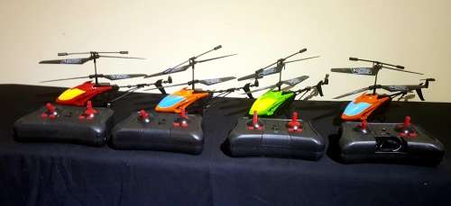 Lot of R/C helicopters - Please Read Ad