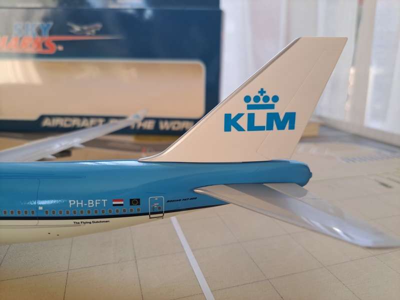 KLM 1/200 747-400 Plastic Model | Skymarks