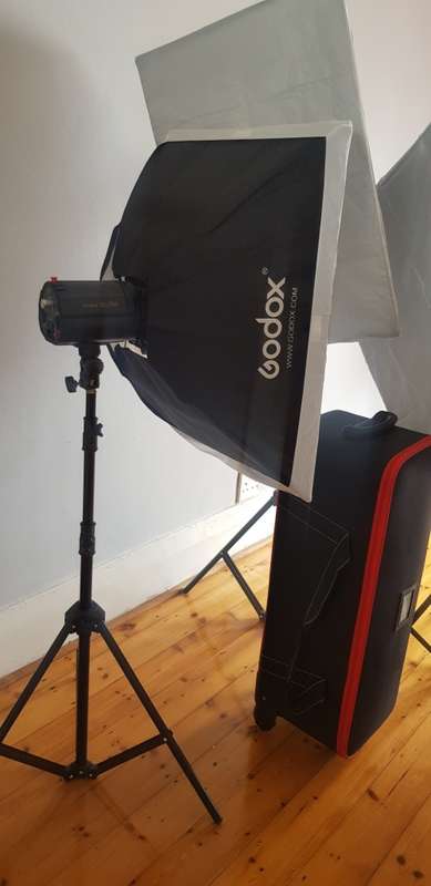 GODOX Studio Light Pioneer 160W Strobe Softboxs And Stands Light Kit
