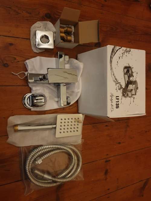 Lifestyle - Square Bath Mixer & Hand Shower *NEW*