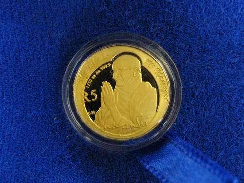 WOW **** Ghandi 1/10th Gold proof coin