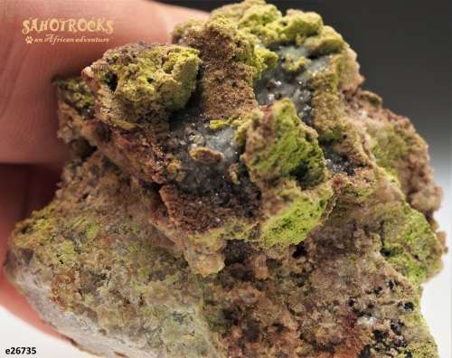 Dufftite, Calcite - Tsumeb, Namibia
