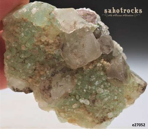 Analcime Prehnite Calcite - Gobobosep region, Namibia