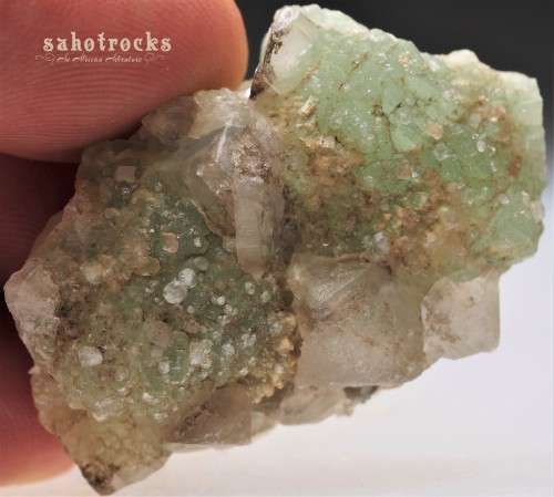 Analcime Prehnite Calcite - Gobobosep region, Namibia