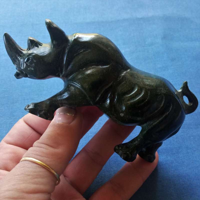 Rhino animal sculpture, jadeite soapstone verdite 12cm - Zimbabwe tribal artwork