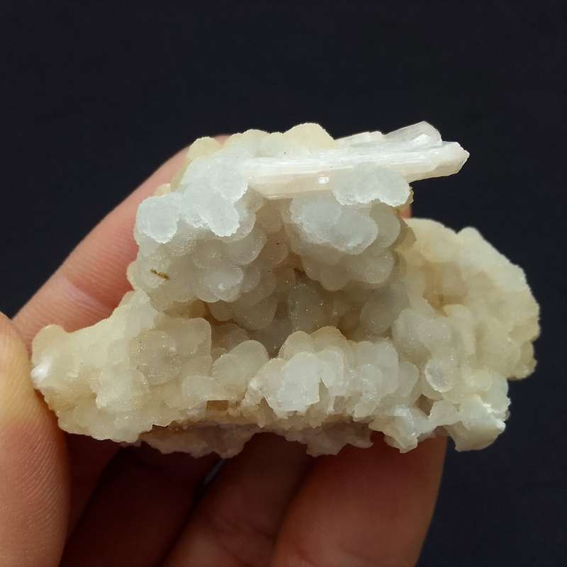 Stilbite Chalcedony, Botryoidal, grape agate nodules - Pune, India 43 grams