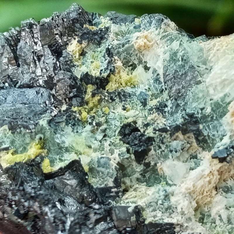 Braunite Schturmanite, Rare mineral specimen - KMF, South Africa 129 grams