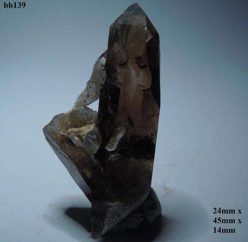 Mulanje mtn quartz crystal cluster-Malawi--12gram