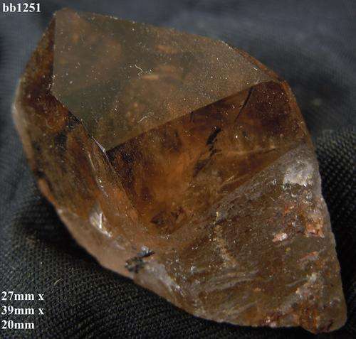 Mulanje mtn quartz crystal-Malawi-18gram