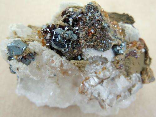 Kalahari manganese fields andradite garnet, hematite, calcite-south africa-149g