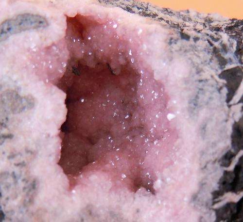 Kalahari manganese fields rhodocrosite crystals on matrix-south africa-83g