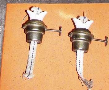 SAR/SAS~SOUTH AFRICAN RAILWAYS~2 NEW~EXTRA WICK HOLDERS~INTACT AND WORKING