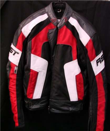 RST Voltage Racing Jacket - Medium
