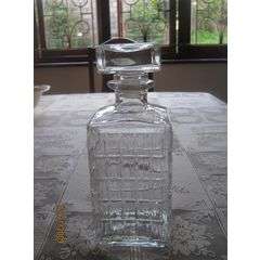 GLASS DECANTER
