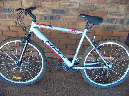 MEN MOUNTAIN BIKE