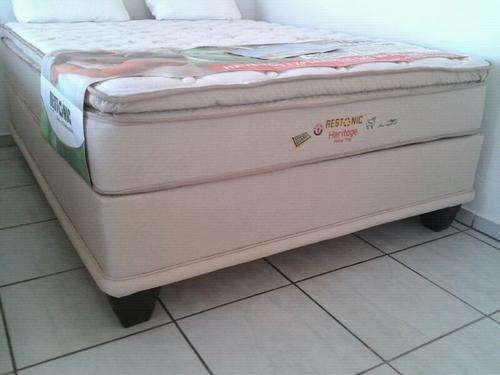 Restonic Heritage Pillow Top Queen set