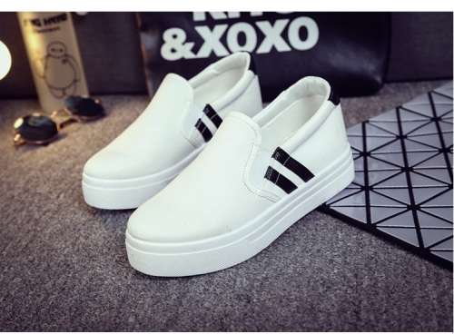 White Canve Casual Shoes Size 6