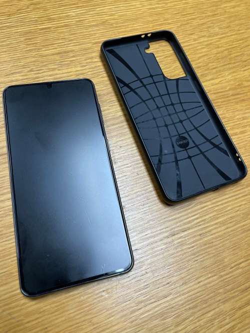 Samsung S21,5G, Duel sim, 256GB for sale. (3 Months old)