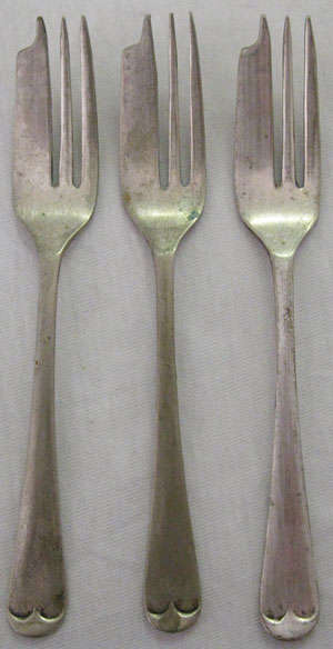 SET OF 3 CAKE FORKS ~EPNS~