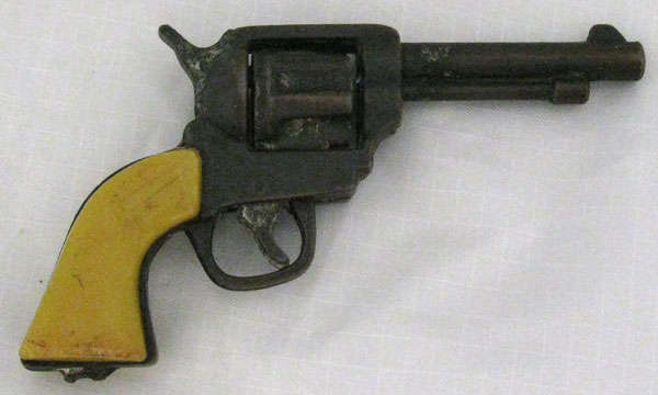 MINIATURE REVOLVER ~ VINTAGE