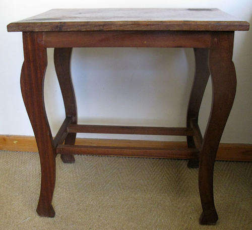 ANTIQUE LAMP TABLE~PASSED DOWN FROM GENERATION TO GENERATION @@@ R1