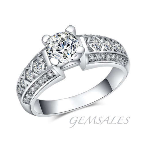 #NEW ARRIVAL# VINTAGE SETTING SIMULATED DIAMOND RING   ~STAMPED S925~ SIZE 7